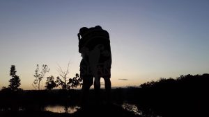 Atardecer en pareja - Hotel & Restaurante Parador del Gitano - Nápoles - Doradal - Rio claro